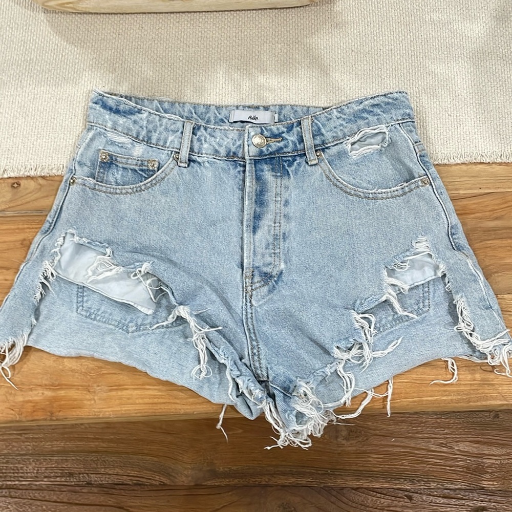 Adika shorts